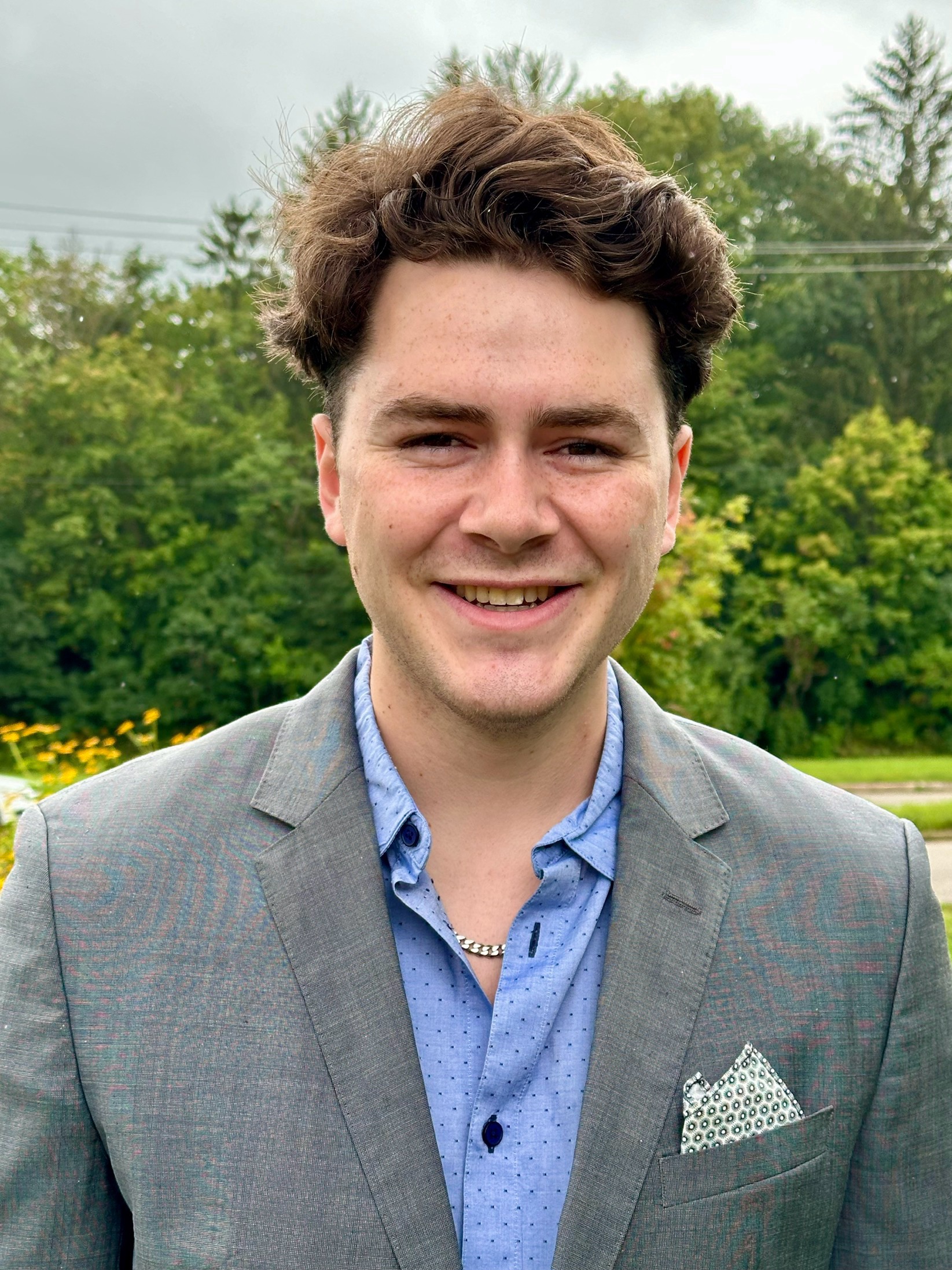 Joshua Lobe headshot